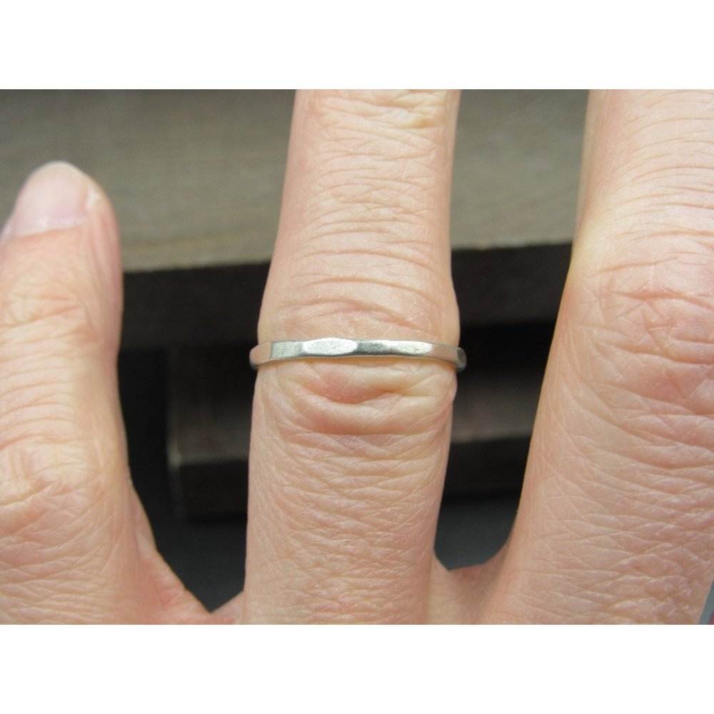 Size 6.5 Sterling Silver Slight Hammered Shape Simple Band Ring